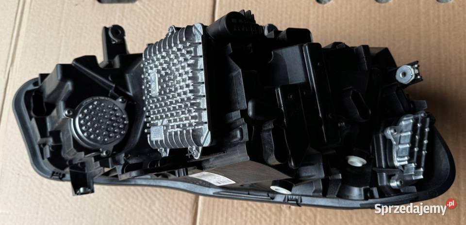 BMW F45 LAMPA PRZÓD PRAWA ADAPTIVE LED KOMPLETNA osobowe