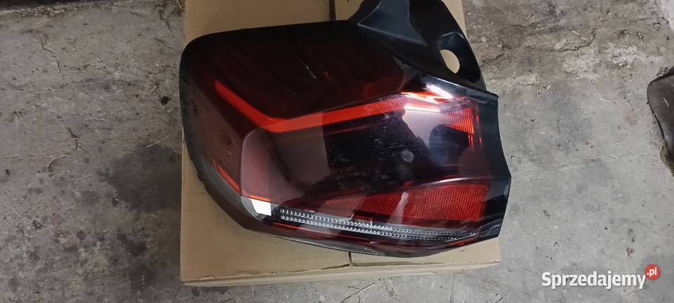 LAMPA LEWA PRAWA TYŁ tylna CITROEN C4 III eC4