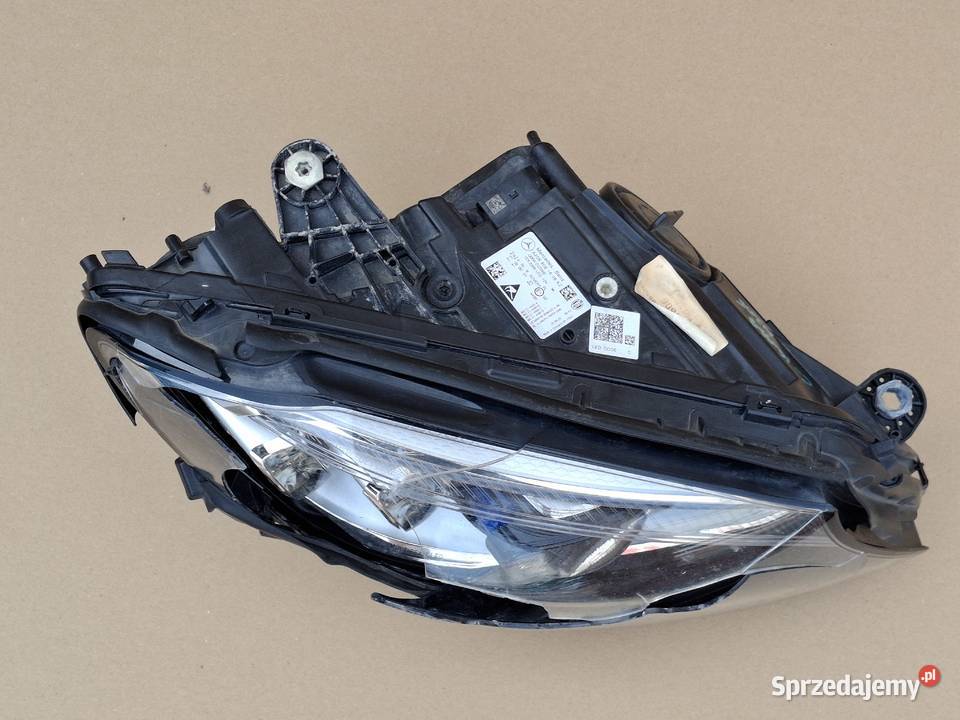 MERCEDES CKLASA W205 REFLEKTOR PRAWY MULTIBEAM