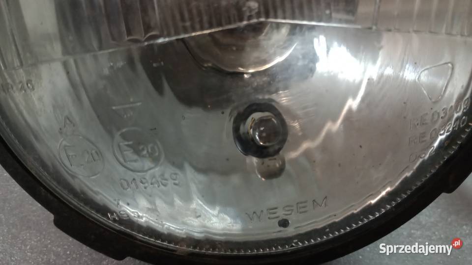 Lampy Wesem plastikowe c330 kierunkowskazy Gdów