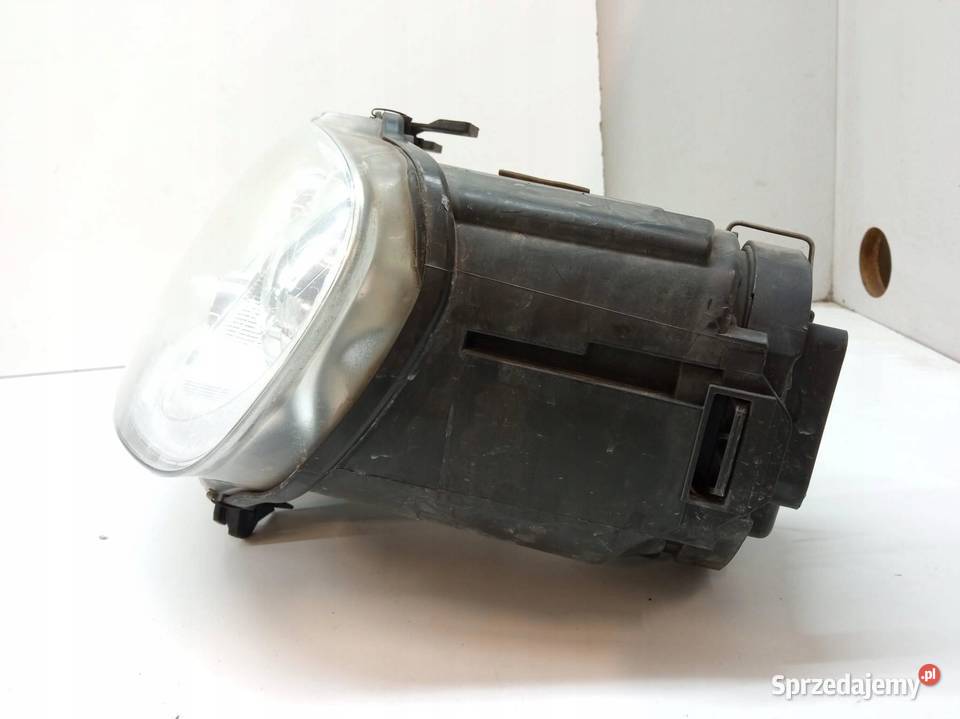 LAMPA PRZÓD LEWA XENON EUROPA 0301205271 VW