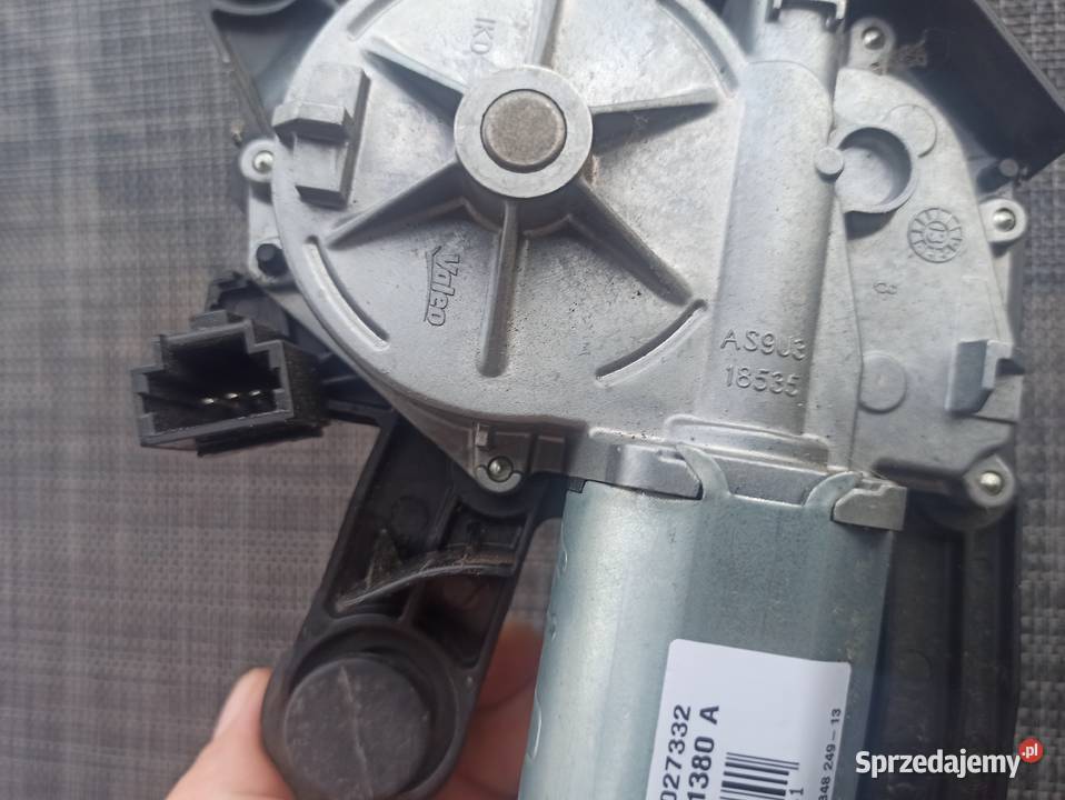 SILNICZEK MECHANIZM WYCIERACZKI KLAPY TYŁ Konin