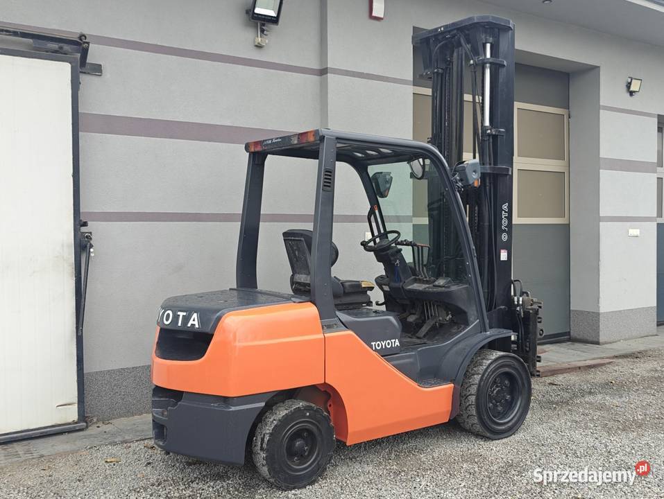 Wózek Toyota 8FDJF35 35T Diesel Pozycjoner Toyota świętokrzyskie Sandomierz sprzedam
