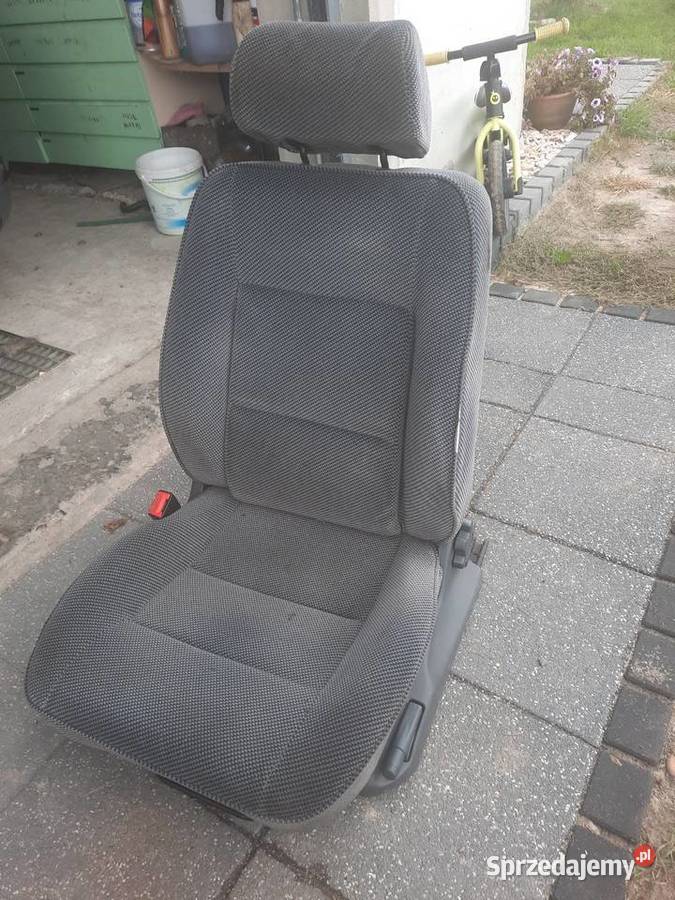 Fotel prawy peugeot 306 stan idealny Radom