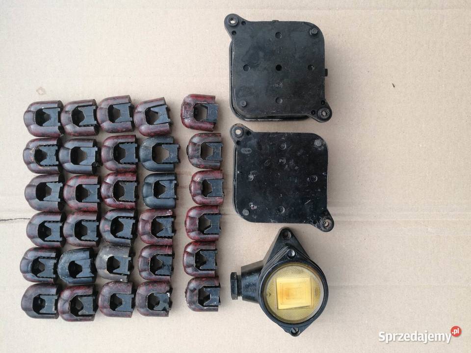 Stare uchwyty puszki i włącznik bakelitowe Loft Elektryka i akcesoria podkarpackie Zaklików