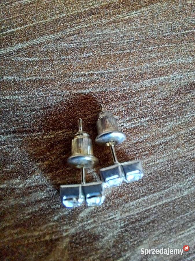 kolczyki z 4 cyrkoniami 5 mm x 5 mm stan Kolczyki Sandomierz