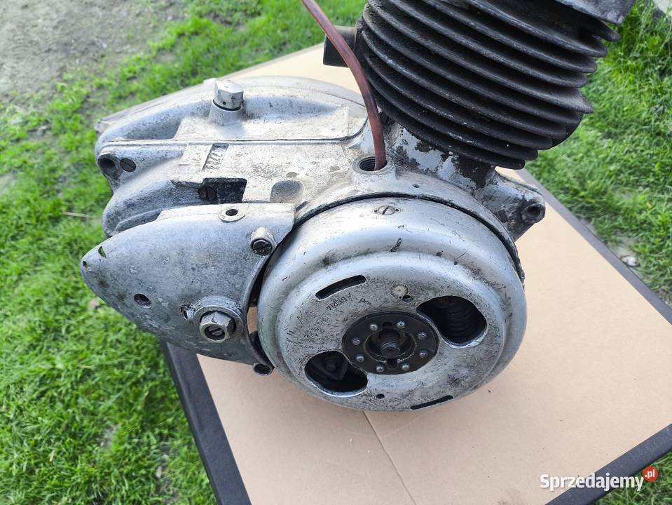 Silnik wfm 1956 wsk 125 dwa wyjścia prądowe podkarpackie Lutoryż