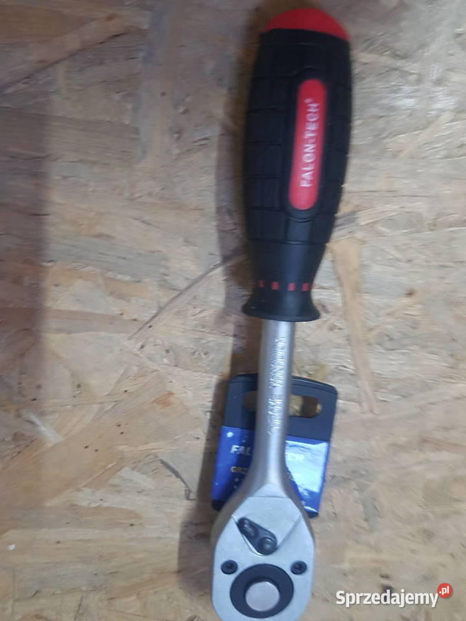 Grzechotka 12 do klucze nasadowe nasadki kluczy Głogowa