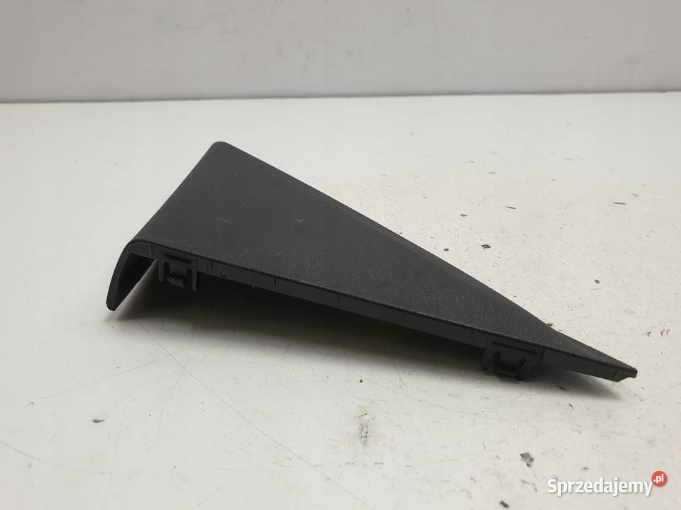 Opel Corsa F TRÓJKĄT LEWA ZAŚLEPKA WEWNĘTRZNA Rudka