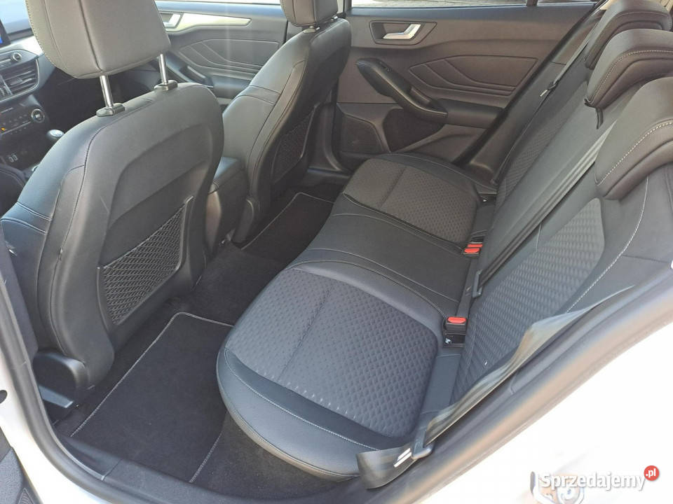 Ford Focus 20EcoBlue150 TITANIUM Webasto LED 4/5