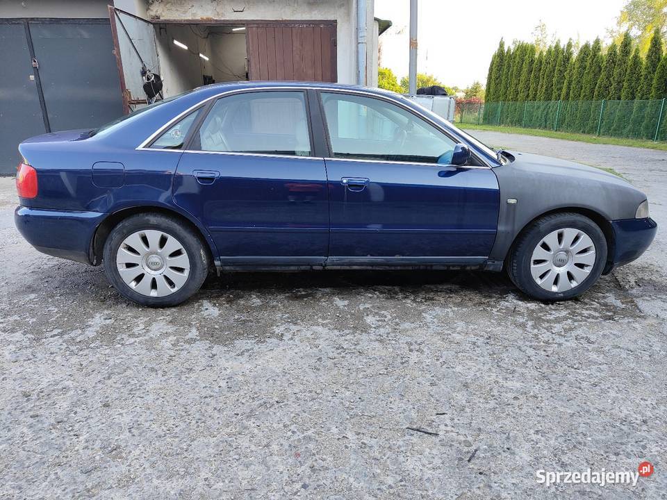 Audi A4 23 165 QUATRO benzyna Kraków