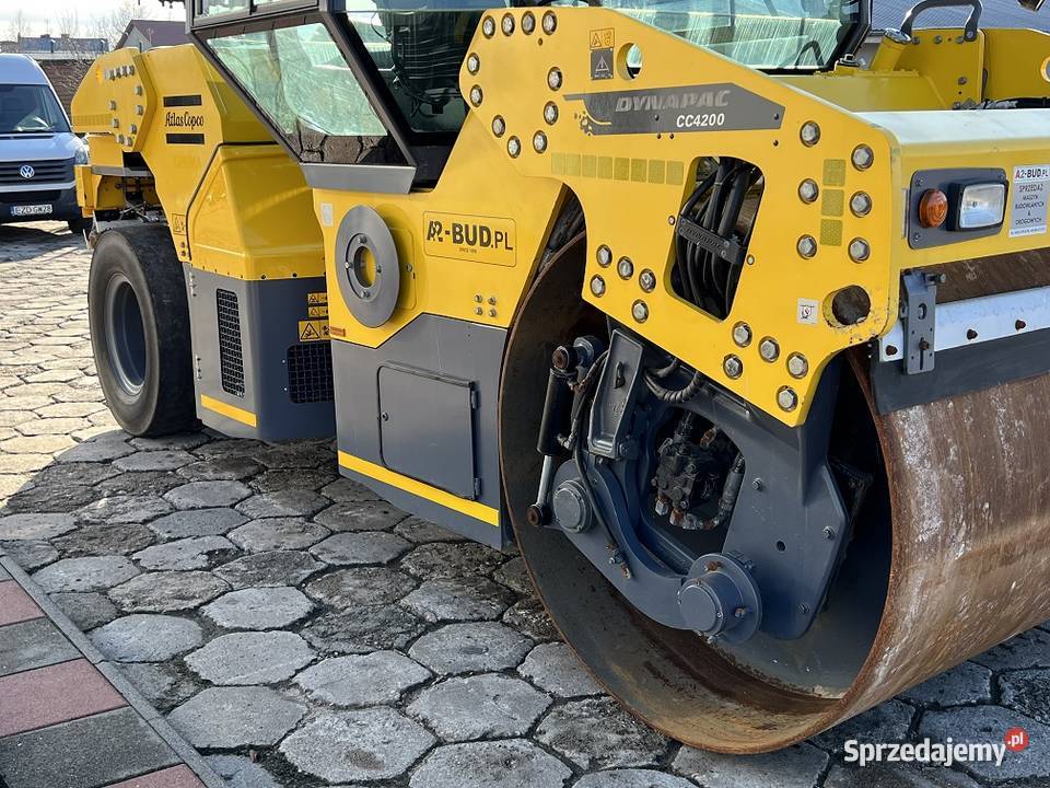 Walec kombinowany DYNAPAC CC4200C Tuliszków