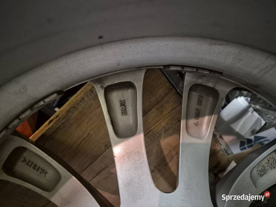 Orginalne Koła zimowe BMW Styling 609 5x120 18 Opony i felgi Dąbrowa Zielona sprzedam