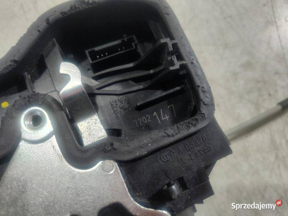ZAMEK DRZWI LEWY TYŁ 5 PIN BMW F10 7202147