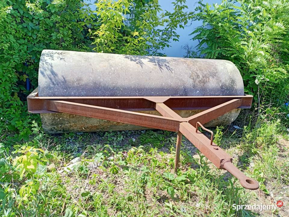 Walec rolniczy ciągniony 3 m 4 tony Do boisk Kraków