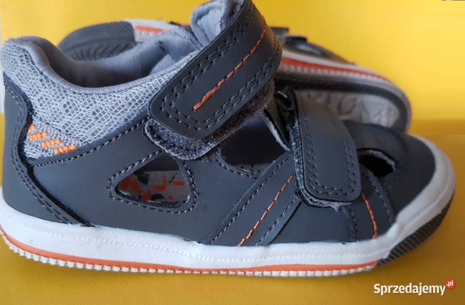 Young Style sandały sandałki letnie buty buciki Kielce sprzedam