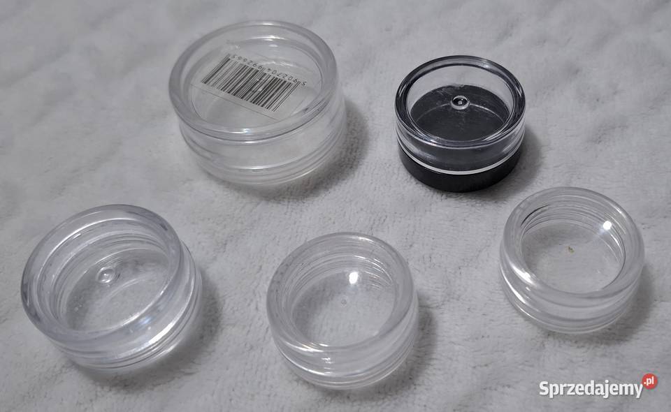 Pojemniki plastikowe zamykane zakręcane mix 5 Czeladź