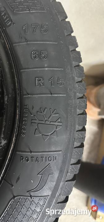 Koła Toyota Yaris opony wielosezonowe Kleber Warszawa