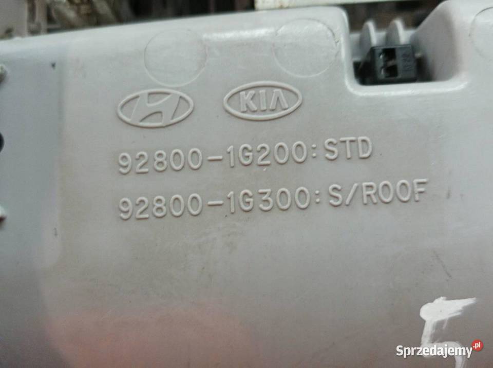 LAMPKA PODSUFITKI 928001G200 Kia Rio II 20052011