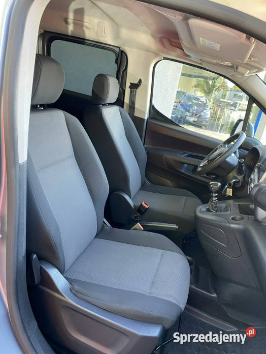 Opel Combo Rezerwacja E 2018 centralny zamek Tarnowskie Góry sprzedam