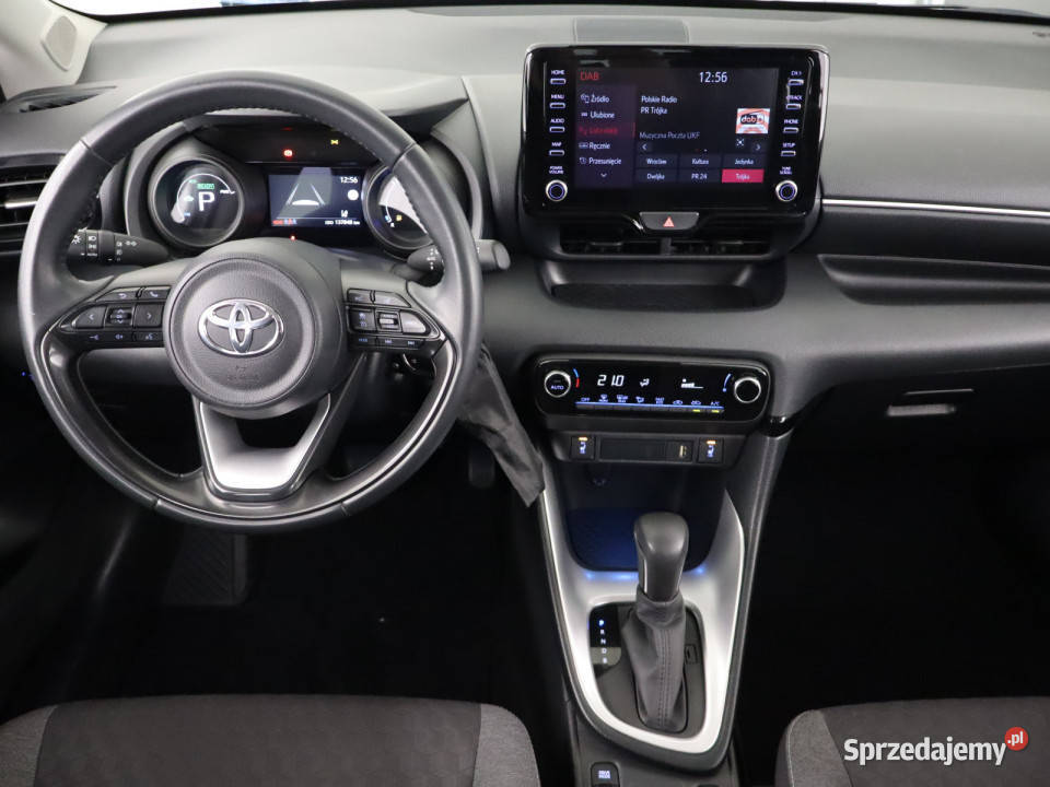 Toyota Yaris 15 VVTi Hybrid kamera cofania Yaris Bielany Wrocławskie