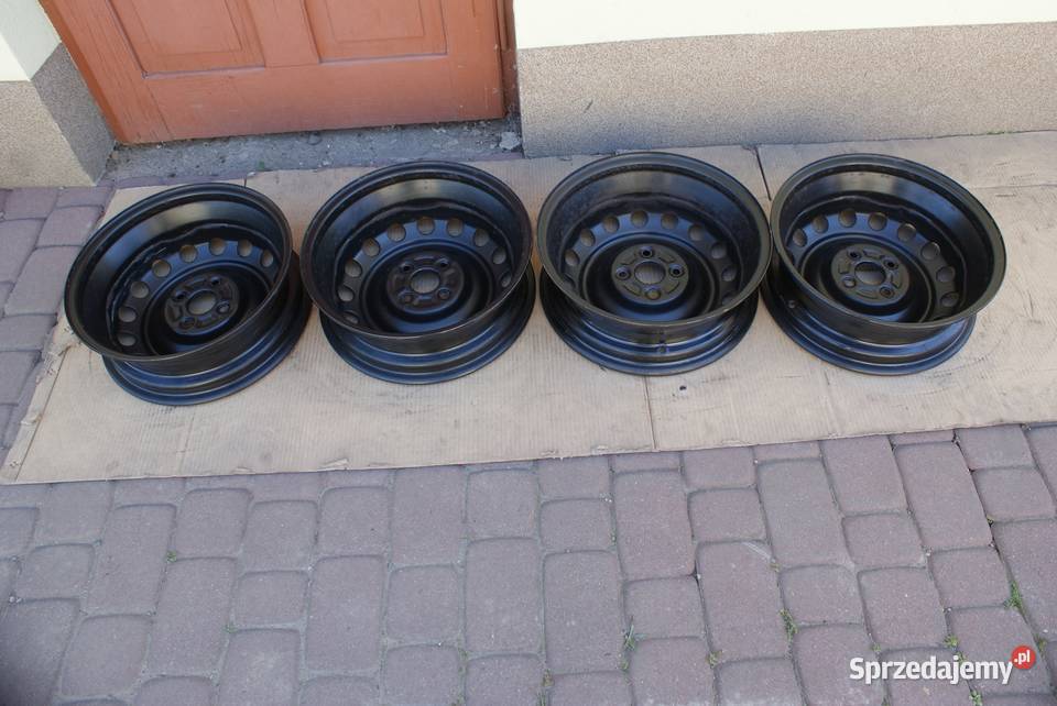 15 4x100 x541 ET35 ET39 ET45 Toyota AygoYaris Dynów sprzedam