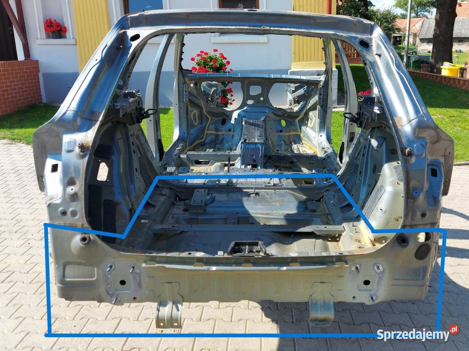 VOLVO XC60 II Wanna podłoga bagażnika pas tył sprzedam