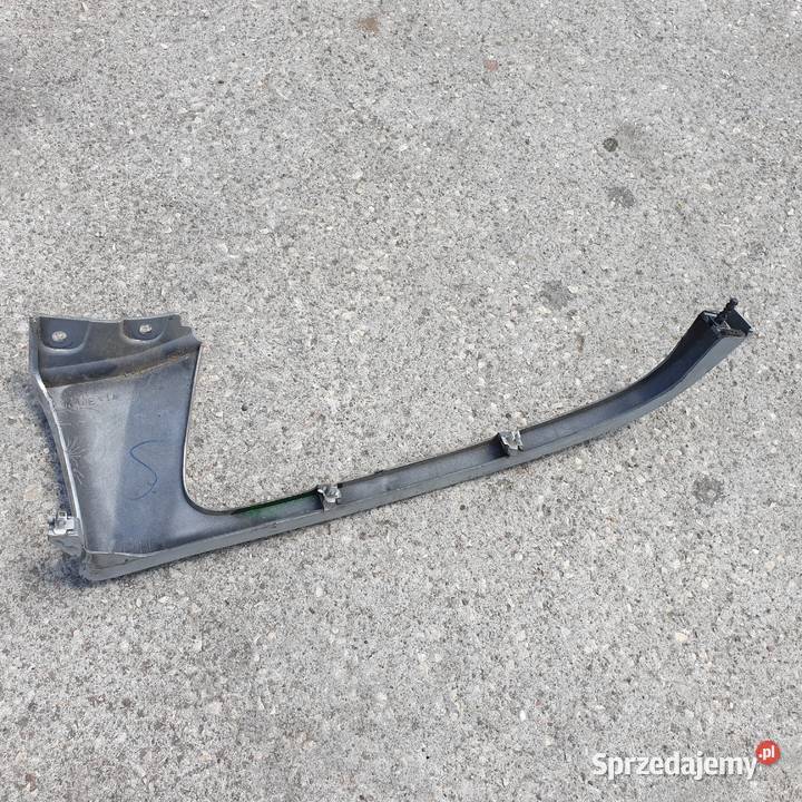 SUBARU FORESTER II LISTWA POD LAMPE PRAWY PRZOD