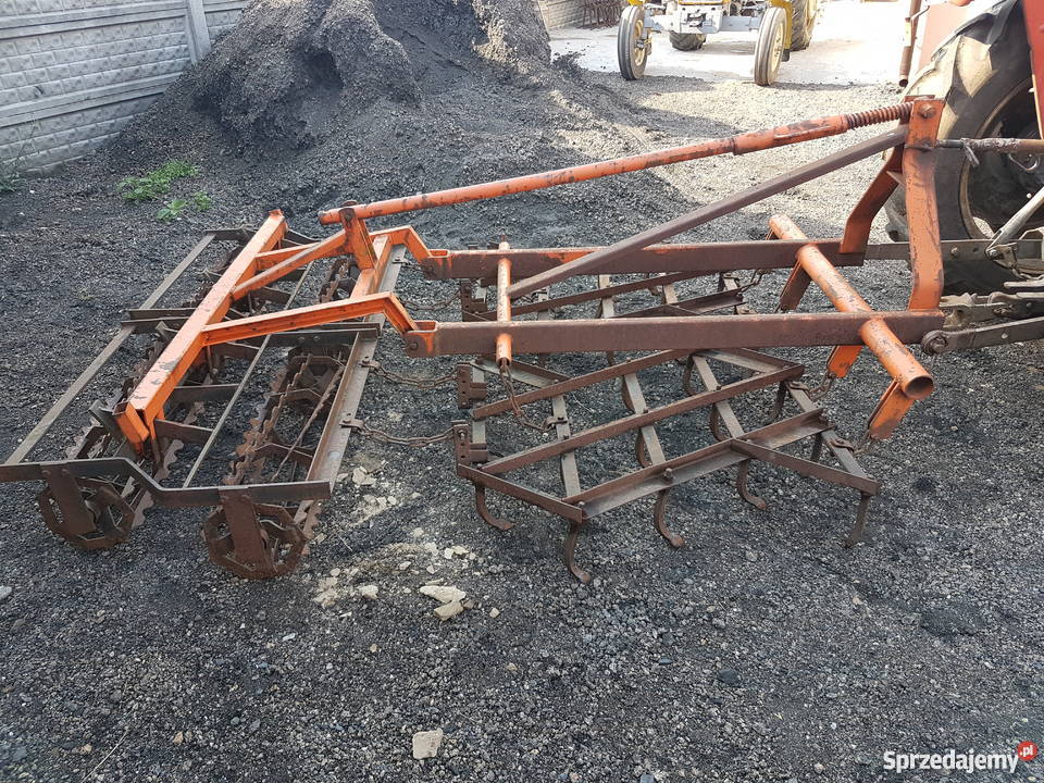 Brona uprawowa z wałkiem w stanie Wola Jachowa