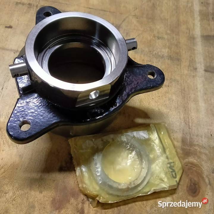 Obudowa łożyska młocarni holland 87546752 CX Do kombajnów Dzierżoniów sprzedam