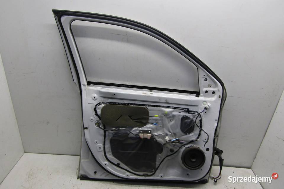 DRZWI PRZEDNIE LEWY PRZÓD W13 MITSUBISHI Części samochodowe