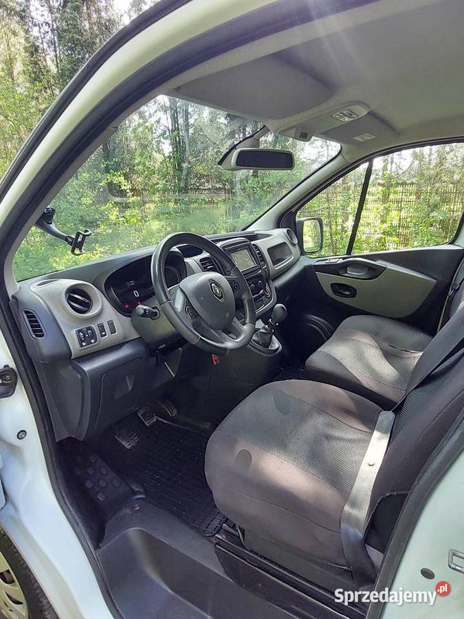 Renault Trafic 16 r 81 6 osób Stoczek Łukowski