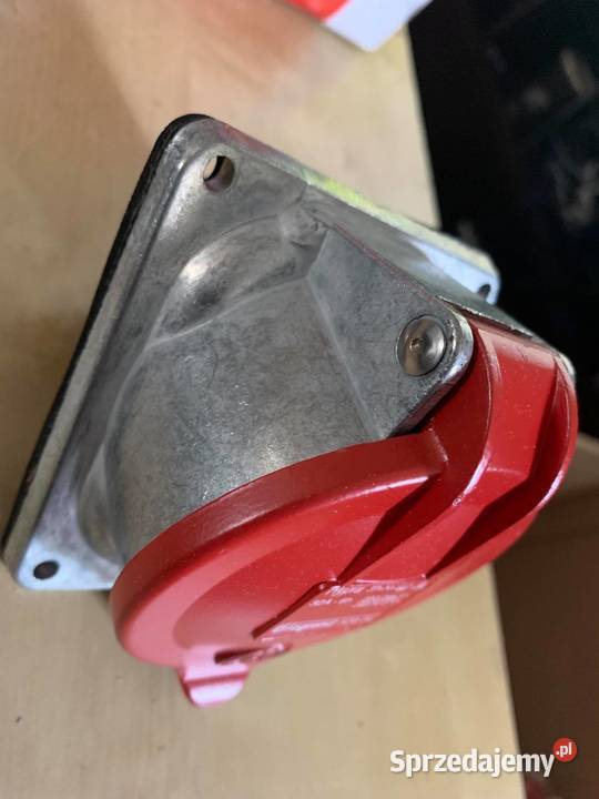 Panel mounting socket inclined outlet HypraIP44 Warszawa