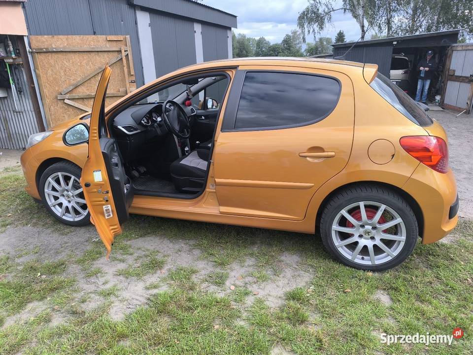 Peugeot 207 nieuszkodzony Konin