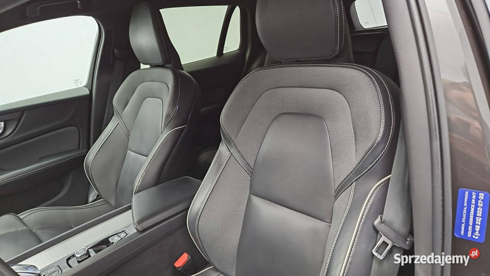 Volvo V60 B4 D Plus Dark aut Z Polskiego Salonu kamera cofania Warszawa