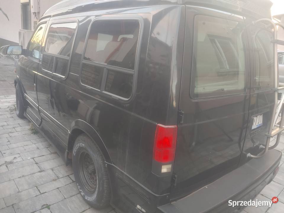 Chevrolet salonka kamper expres 43l v6 vool Krosno