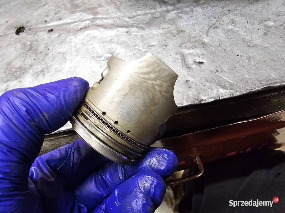 Hyosung gv125 cylinder tył tylny tylni aquila GV Jelenia Góra