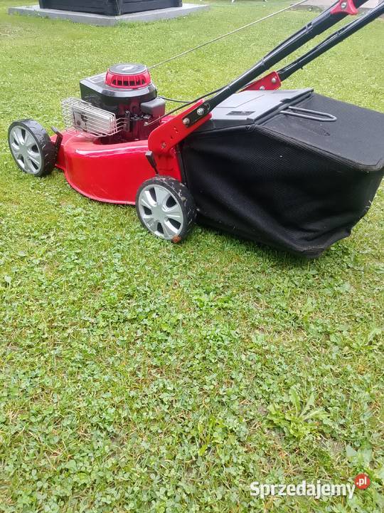 Kosiarka z koszem briggs i stratton Kosiarki spalinowe Jasło sprzedam