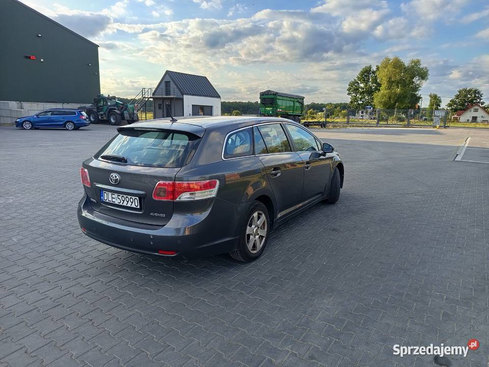 Toyota Avensis t27 20 D4D 126 2010r dolnośląskie Legnica