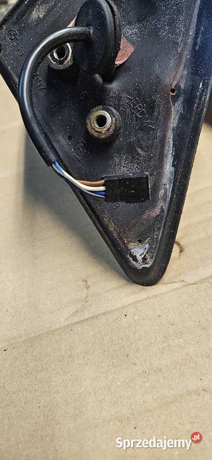Lusterka boczne BWM E36 compact Wykroty