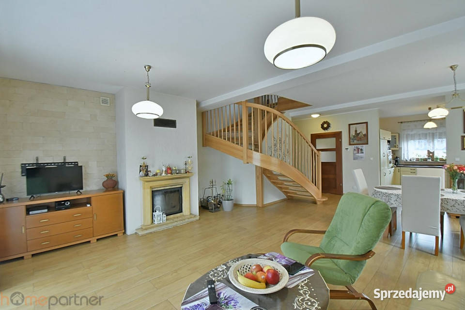 Dom wolnostojący 1384m2 Miłoszyce dolnośląskie