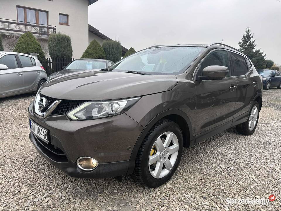 Nissan Qashqai 2015 Bogata Wersja Wyposażenia isofix Ładna