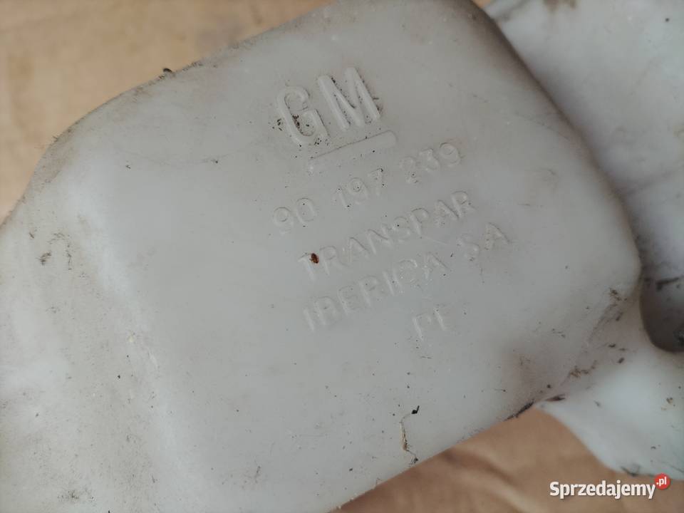 Zbiorniczek płynu spryskiwaczy OPEL KADETT KADET Kamień-Kolonia sprzedam
