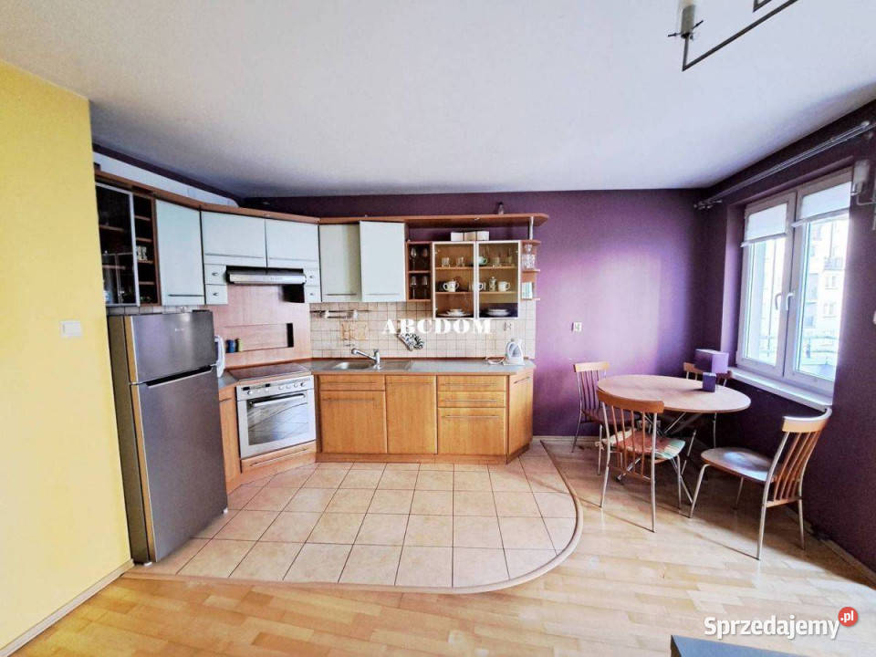 Żabiniec 2 pokoje 2 balkony garaż komórka