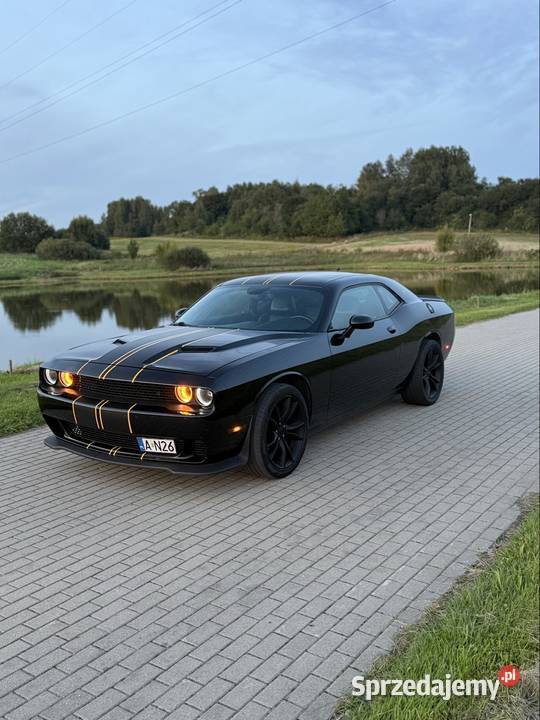 Dodge Challenger radio warmińsko-mazurskie Kandyty