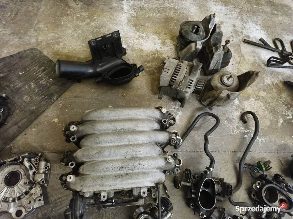 Części silnika 28 v6 aah Legnica
