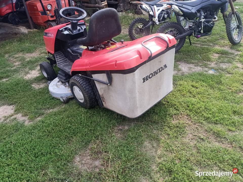Kosiarka traktorek Honda 2218