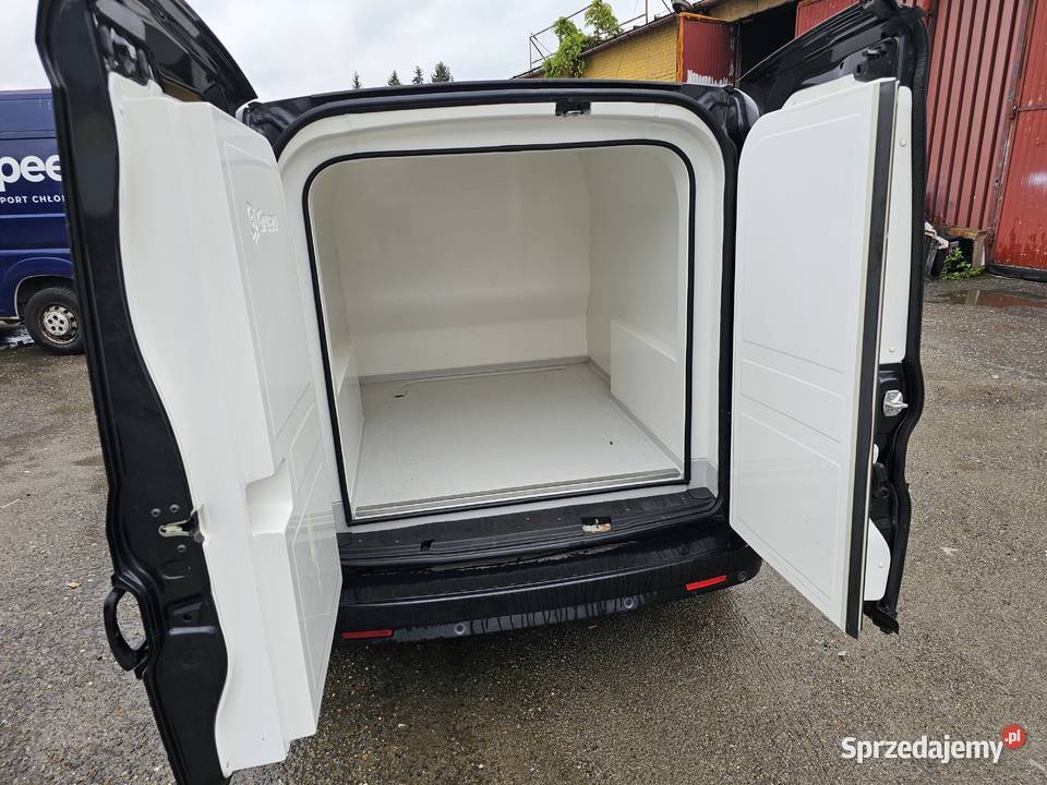 DOBLO CHLODNIA MROZNIA CARRIER KLIMA EURO6 tempomat Tarnobrzeg