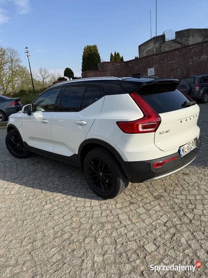 Volvo Xc 40 15 t3 model 2020 Faktura VAT 23 Sandomierz