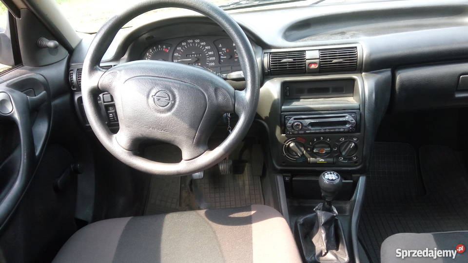 Opel Astra 1998 105 przebiegu stan benzyna łódzkie Łódź sprzedam